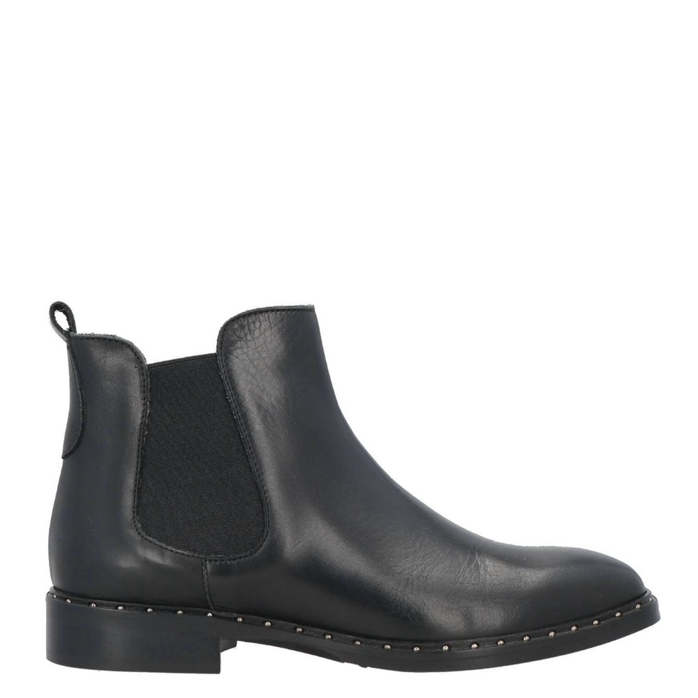 Elegant Black Chelsea Ankle Booties